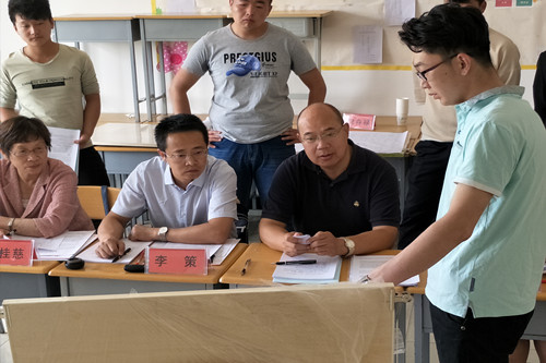 新suncitygroup太阳集团圆满完成2017届本科生毕业设计答辩工作 新suncitygroup太阳集团圆满完成2017届本科生毕业设计答辩工作